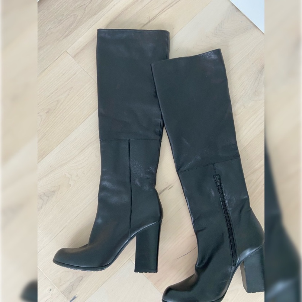 Stuart Weitzman Boots — new!